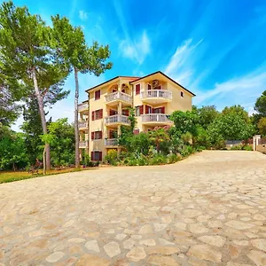 villa-emilia.pula-hotels.org/