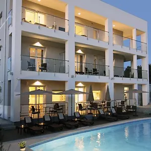 Bed and breakfast Oasiss, Vinkuran