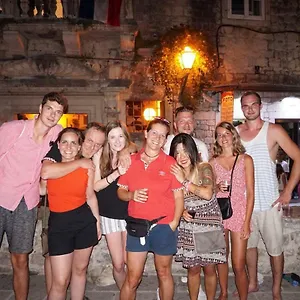 hostel-marina-trogir.hotels-in-trogir.com/